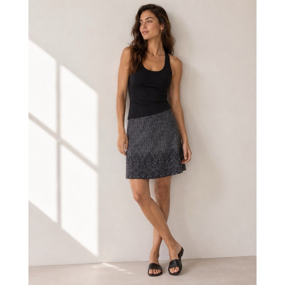 Athleta Tech Stretch Fleece Lined Mini Skirt Gray Herringbone Pattern Medium